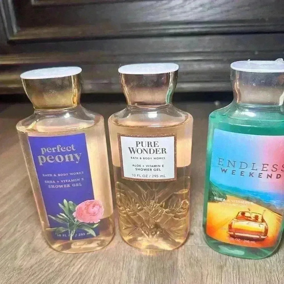 Shower Gel Trio - Brand New (10 fl oz) - Picture 2 of 2